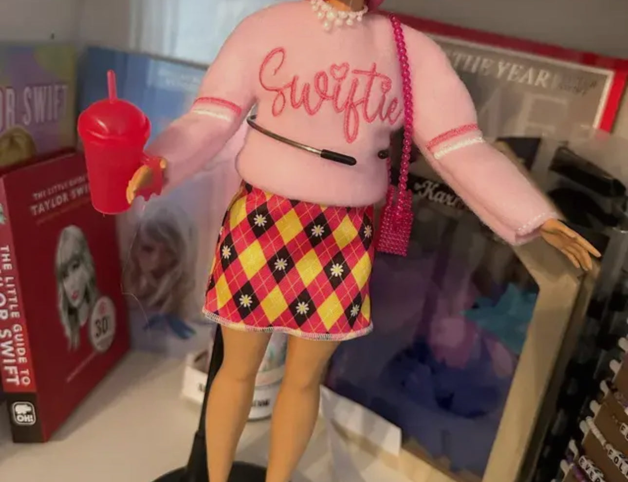 Swifite Elf Sweater | preorder